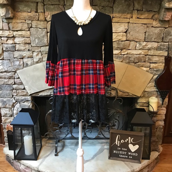 Tops - NWT Plaid Tiered Peplum Lace Top Bell Sleeves